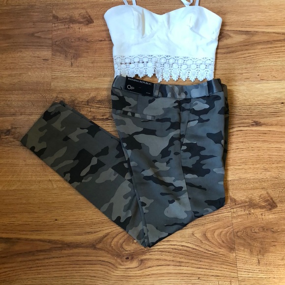 Banana Republic Pants - NWT banana Republic camo dress pant RYAN